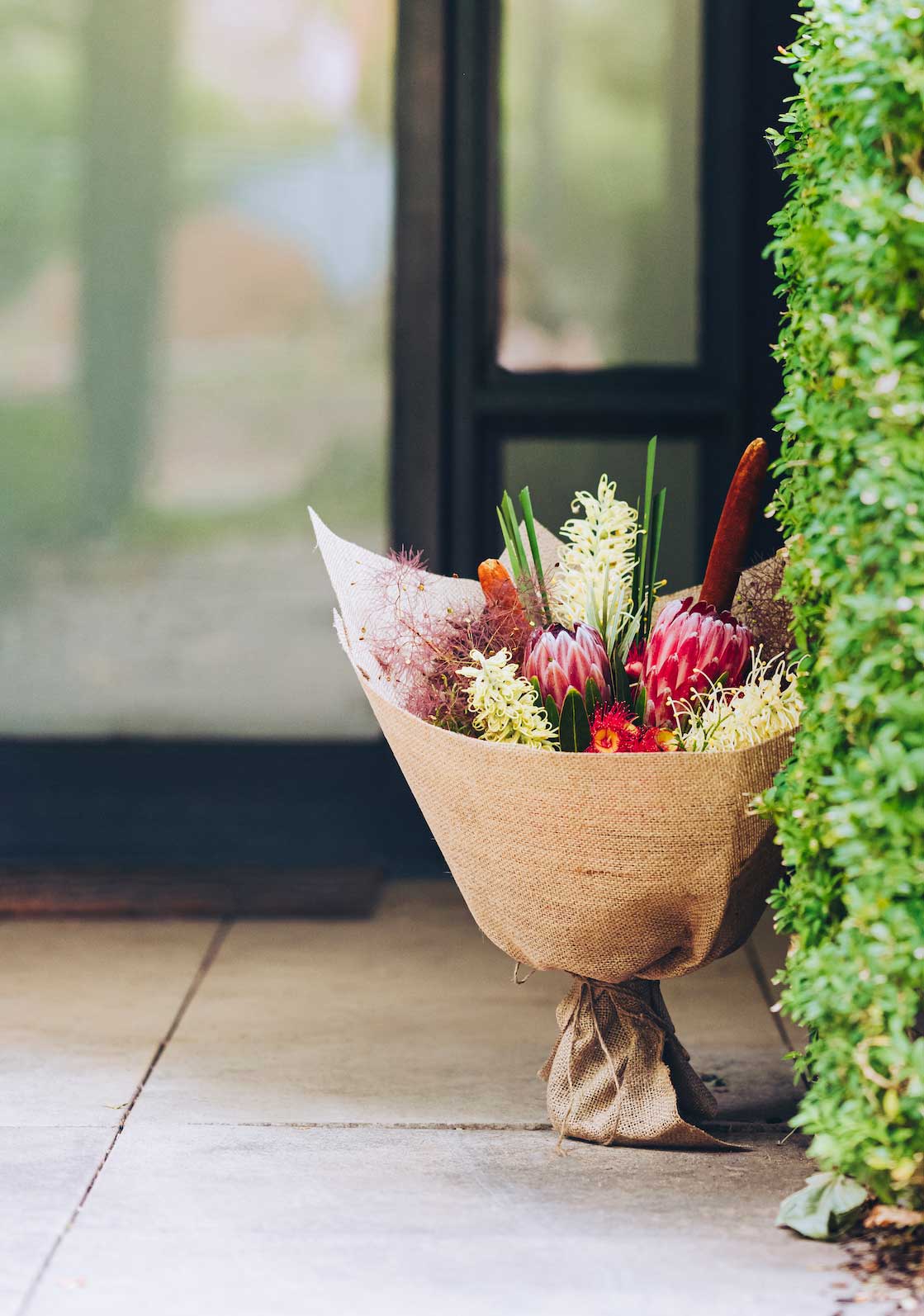 Canberra subscription flower delivery